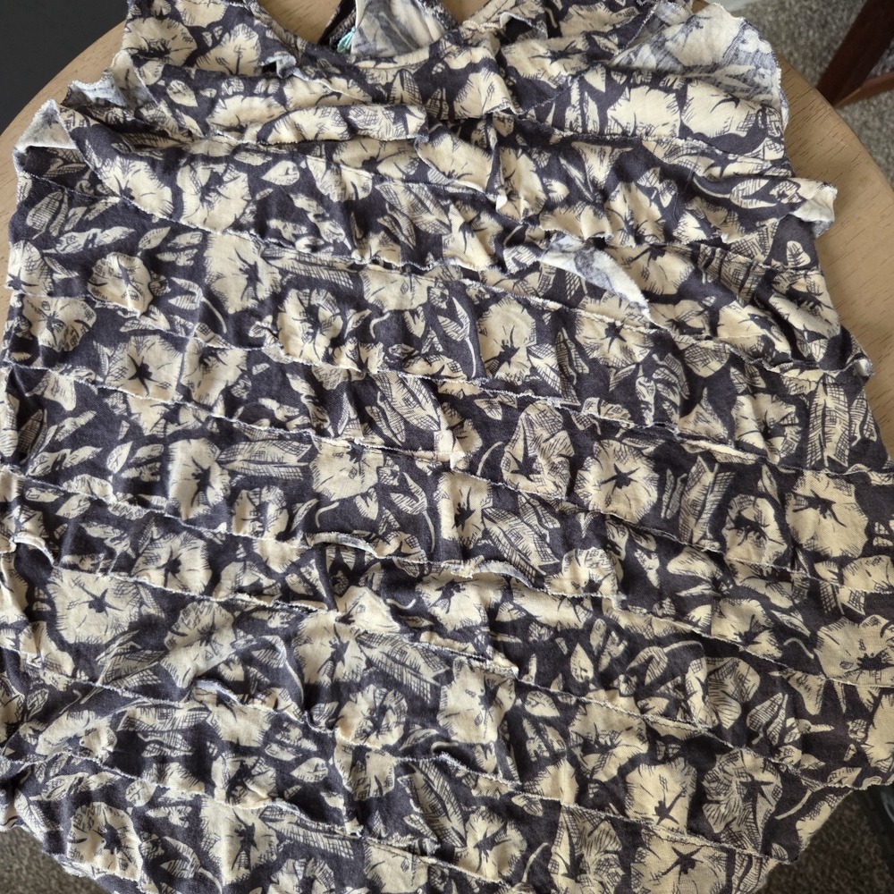 Urban Outfitters‎ Kimchi Blue Women's S Tank Top Tiered Ruffle Cross Back Boho - Picture 3 of 4